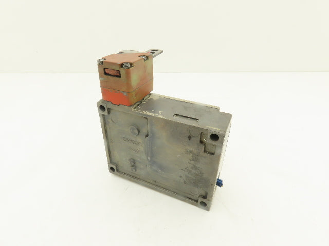 Omron D4BL-2DRA Solenoid Interlock Safety Door Switch 24VDC