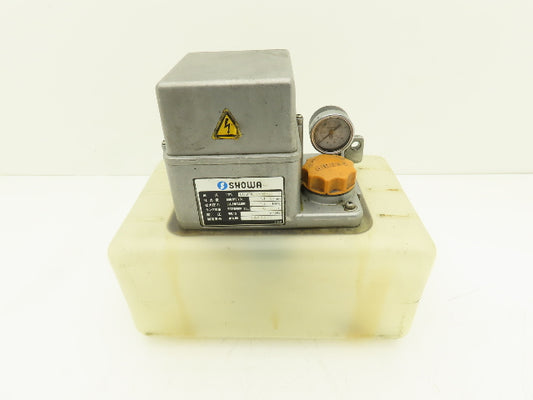 Showa LCB4 Lubrication Oil Pump Machine Oiler 6L Tank 0.1 L/Min 200V