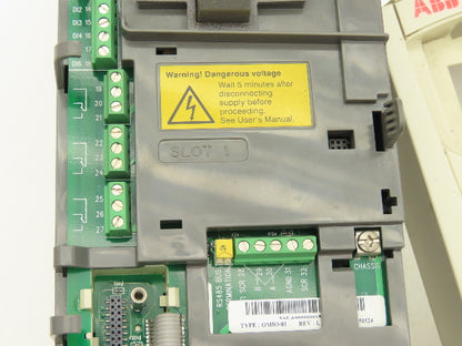 ABB ACS550-01-015A-4 VFD Variable AC Drive 7.5kW 10Hp 480V 3PH 15.4A 500Hz