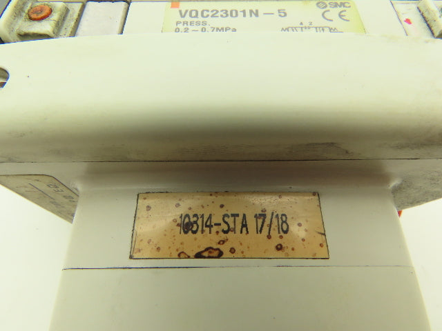SMC EX250-SDN1 12-Station DeviceNet Manifold 11 Solenoid Valves 24VDC