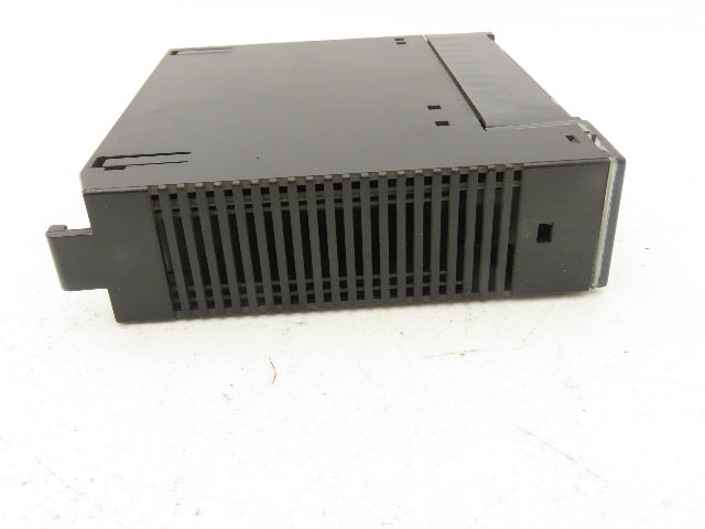 GE Fanuc IC693MDL940G Output Relay Module 2A 16PT