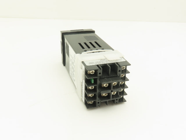BTU Corporation 16L2030 Temperature Process Controller SSR Output Dwyer