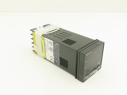 BTU Corporation 16L2030 Temperature Process Controller SSR Output Dwyer