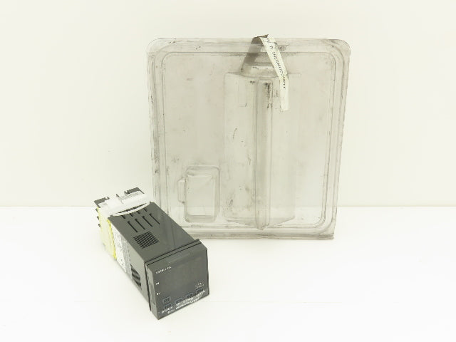 BTU Corporation 16L2030 Temperature Process Controller SSR Output Dwyer