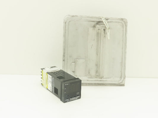BTU Corporation 16L2030 Temperature Process Controller SSR Output Dwyer