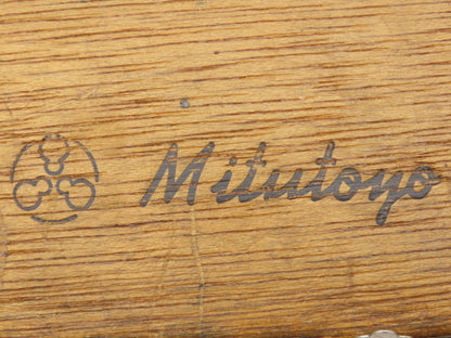 Mitutoyo 129-127 Depth Micrometer 0-4" Range with 4 Rods 2.5" Base DMC 2.5-4"