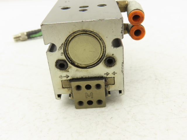 De-Sta-Co DPG-10M-3 Robohand Pneumatic Parallel Gripper 3/4" Stroke 50lbf
