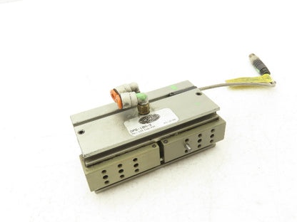 De-Sta-Co DPG-10M-3 Robohand Pneumatic Parallel Gripper 3/4" Stroke 50lbf