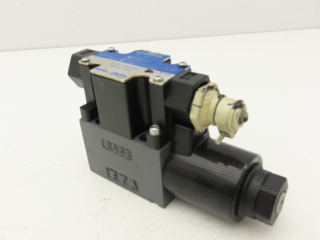 Tokyo Tokimec DG4V-3-2A-M-P7-H-7-56 Directional Control Solenoid Valve 24VDC