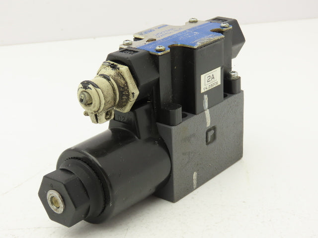 Tokyo Tokimec DG4V-3-2A-M-P7-H-7-56 Directional Control Solenoid Valve 24VDC
