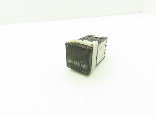 Omron E5CSV-Q1T-F Temperature Controller 100/240VAC 5VA
