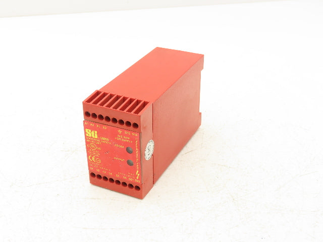 Sti SR09A 44510-0510 Universal Safety Relay Unit 110/230VAC Automatic Reset