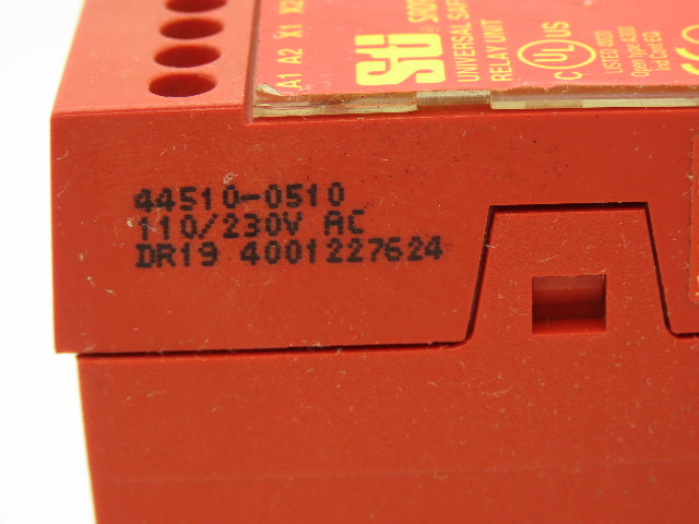 Sti SR09A 44510-0510 Universal Safety Relay Unit 110/230VAC Automatic Reset