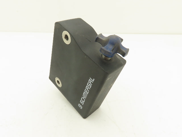Schmersal AZM300Z-ST-1P2P Solenoid Interlock Safety Switch Electronic RFID 24VDC