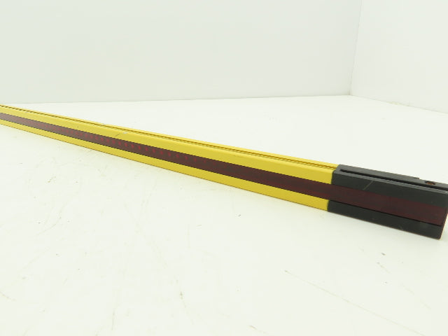 Banner EZ-SCREEN LP Safety Light Curtain Emitter 690mm 24VDC IP65