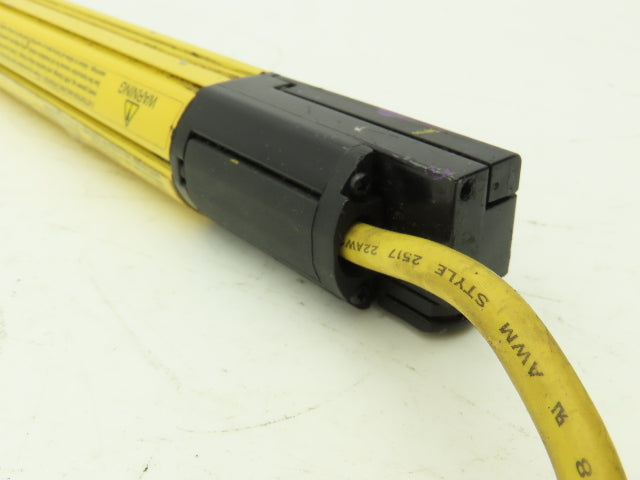 Banner EZ-SCREEN LP Safety Light Curtain Emitter 690mm 24VDC IP65