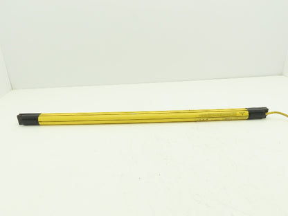 Banner EZ-SCREEN LP Safety Light Curtain Emitter 690mm 24VDC IP65
