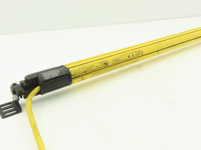 Banner EZ-SCREEN LP Safety Light Curtain Receiver 690mm 24VDC IP65