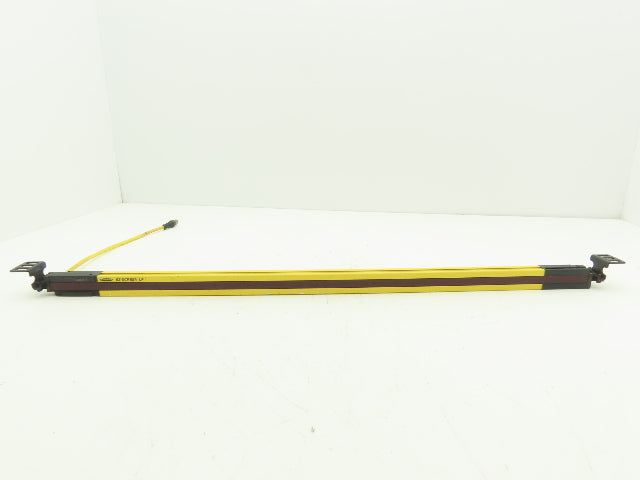 Banner EZ-SCREEN LP Safety Light Curtain Receiver 690mm 24VDC IP65
