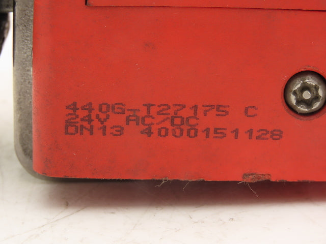 Allen Bradley 440G-T27175 Guardmaster Locking Safety Guard Switch 24VAC/DC Ser C