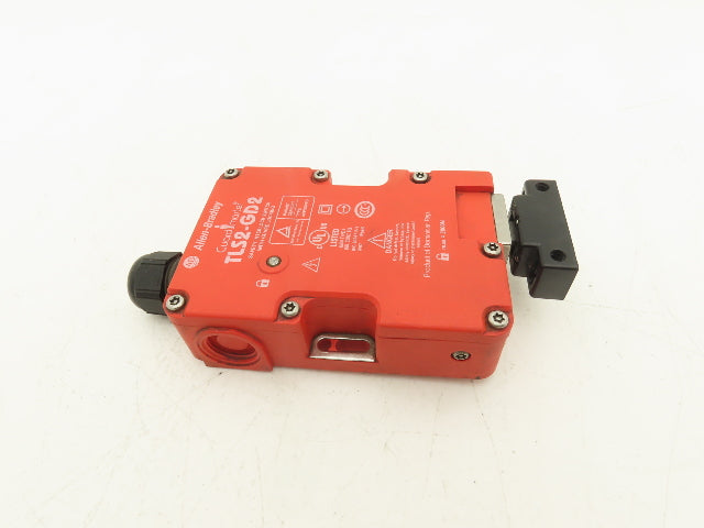 Allen Bradley 440G-T27175 Guardmaster Locking Safety Guard Switch 24VAC/DC Ser E