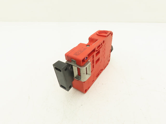 Allen Bradley 440G-T27175 Guardmaster Locking Safety Guard Switch 24VAC/DC Ser E
