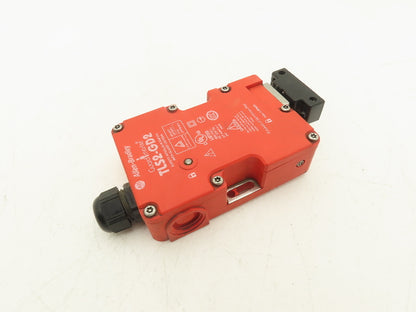 Allen Bradley 440G-T27175 Guardmaster Locking Safety Guard Switch 24VAC/DC Ser E