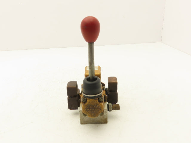 Versa VLP-4332-30 Pneumatic Directional Valve 4-Way 2-Position Lever 1/4"NPT