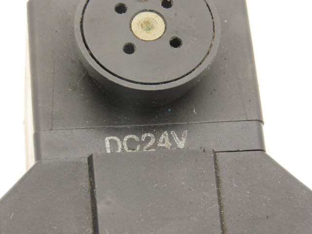 SMC VS7-8-FG-S-3Z-Q Pneumatic Air Solenoid Valve 24VDC With Manifold Block