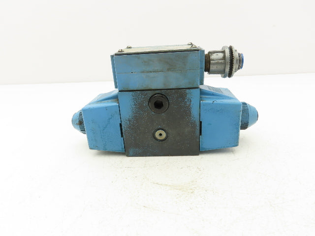 Vickers DG4S4W-012C-B-60 Hydraulic Directional Control Solenoid Valve 120V