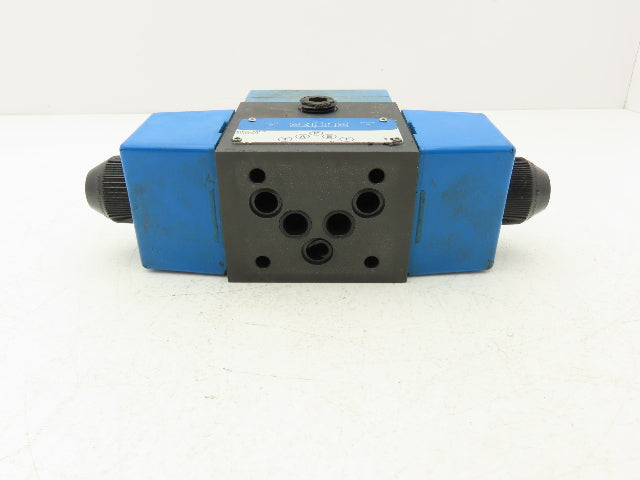 Vickers DG4S4W-012C-B-60 Hydraulic Directional Control Solenoid Valve 120V D05