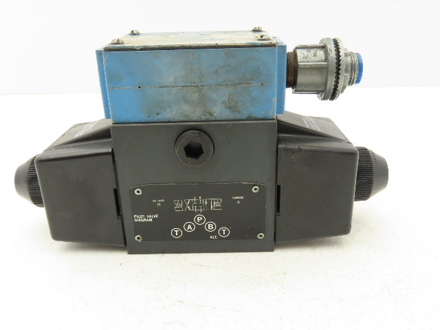 Vickers DG4S4W-012C-B-60 Hydraulic Directional Control Solenoid Valve 120V Black