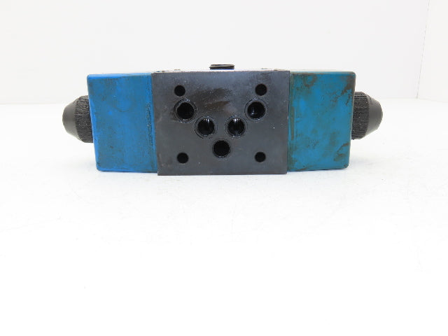 Vickers DG4S4-016C-B-60 Hydraulic Directional Control Solenoid Valve 120V