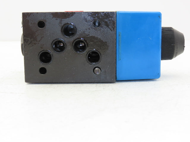 Vickers DG4S4-012A-B-60 Hydraulic Directional Control Solenoid Valve 120V