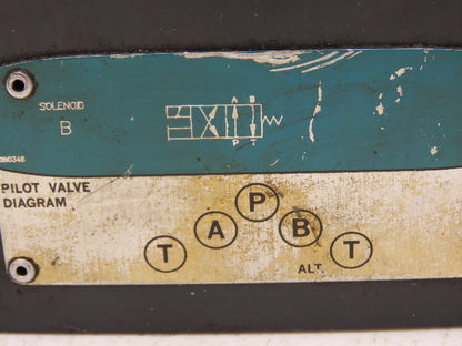 Vickers DG4S4-012A-B-60 Hydraulic Directional Control Single Solenoid Valve 120V