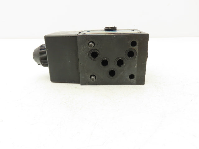 Vickers DG4S4-012A-B-60 Hydraulic Directional Control Single Solenoid Valve 120V