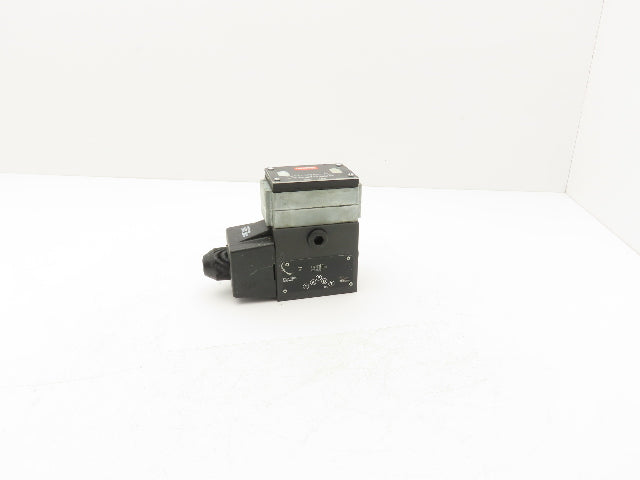 Vickers DG4S4LW-012A-B-60 Directional Control Single Solenoid Valve 120V