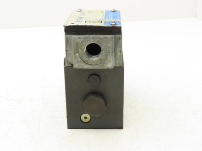 Vickers DG4S4LW-012A-B-60 Directional Control Single Solenoid Valve 110/120V
