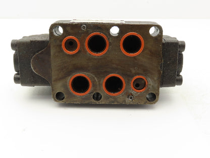 Vickers DG4V-3-6C-M-FW-B6-60 Directional Solenoid Valve 120V DG5S-8-2CTM-WB-20