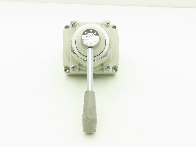 SMC VH410-N04-L Rotary Hand Lever Pneumatic Air Control Valve 3 Pos 1/2" NPT