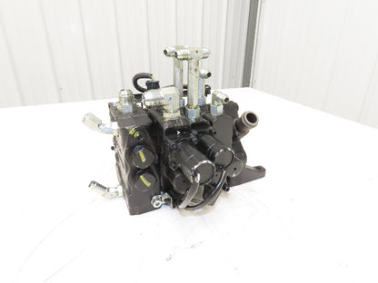 Toyota 67620-U3584-71 Hydraulic 3-Spool Forklift Mast Control Valve From 8FBCU30