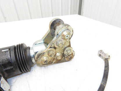 Toyota 43610-01160-71 Forklift Hydraulic Swing Lock Cylinder From 8FBCU30