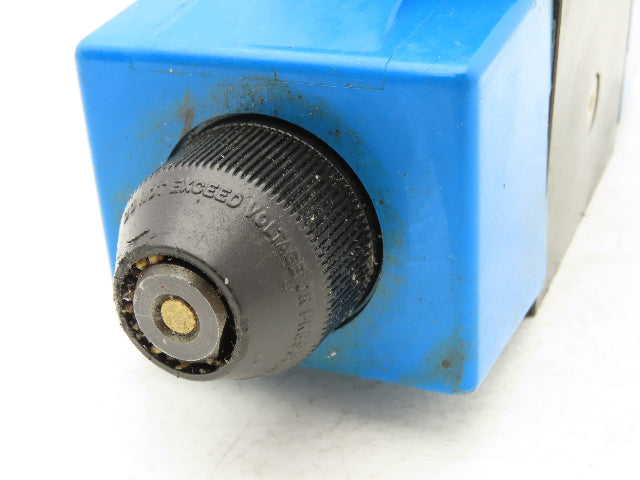 Vickers DG4S4LW-012C-B-60 Directional Control Solenoid Pilot Valve 110/120V