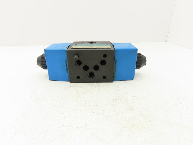 Vickers DG4S4-012A-50 Directional Control Double Solenoid Valve 120V