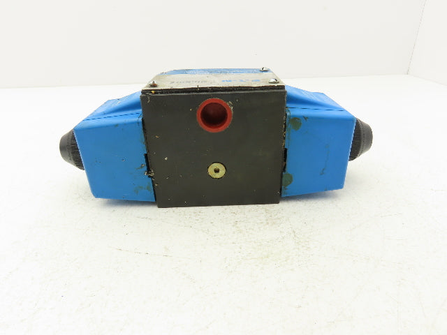 Vickers DG4S4-012A-50 Directional Control Double Solenoid Valve 120V