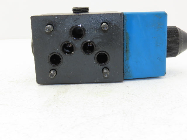 Vickers DG4S4-012A-50 Directional Control Single Solenoid Valve 120V