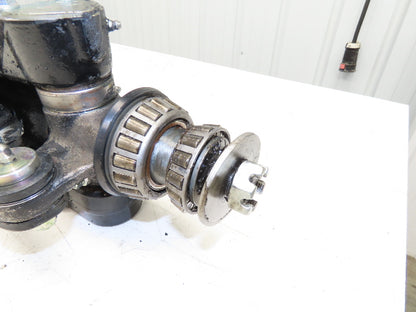 Toyota 8FBCU30 Electric Forklift Rear Axle Dual Hydraulic Steering Assembly