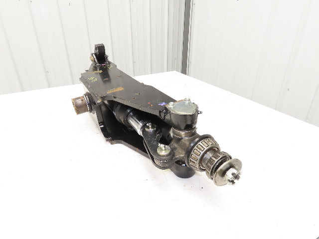 Toyota 8FBCU30 Electric Forklift Rear Axle Dual Hydraulic Steering Assembly