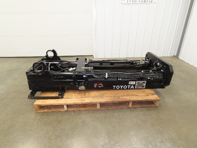 Toyota 8FBCU30 Electric Forklift Mast 3-Stage 187" Lift Sideshift Class III