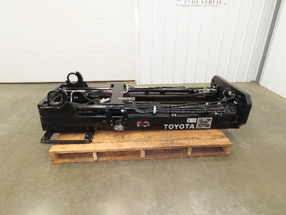 Toyota 8FBCU30 Electric Forklift Mast 3-Stage 187" Lift Sideshift Class III